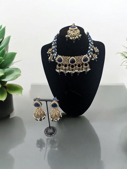 Full set with earring and tikka